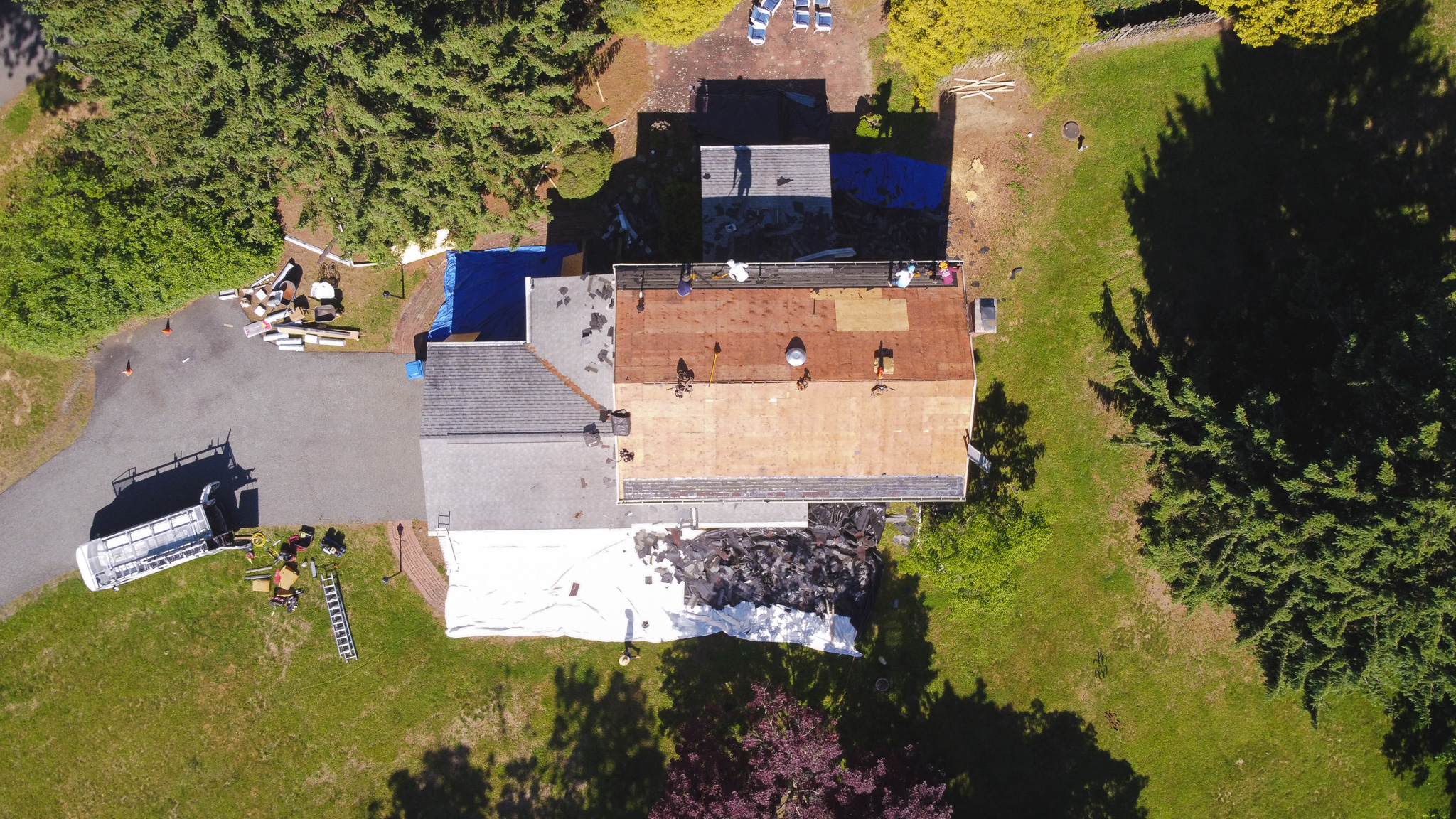 Residential roofline repair detail